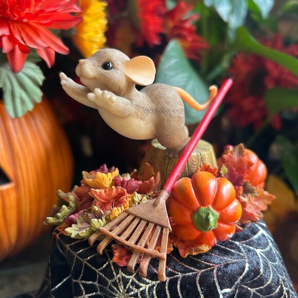 Charming Tails HALLOWEEN “Dive Right In” (85/118) - Picture 3 of 15